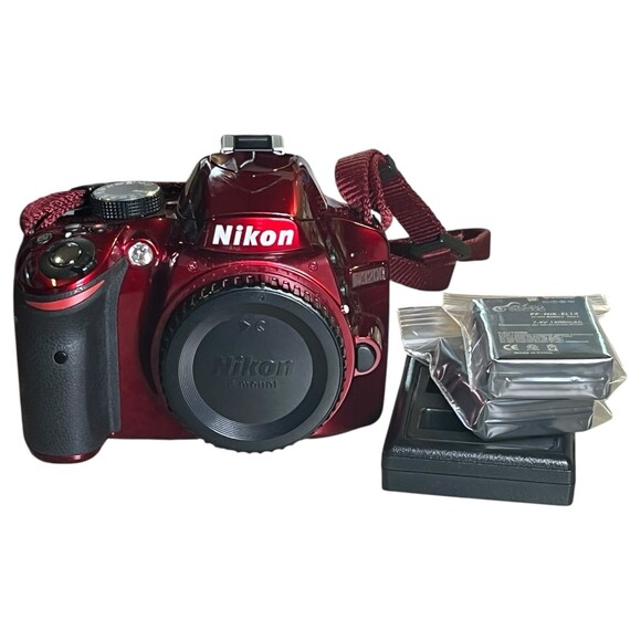 EXC++ RED Nikon D3200 Digital SLR Camera Body Only - Picture 2 of 16